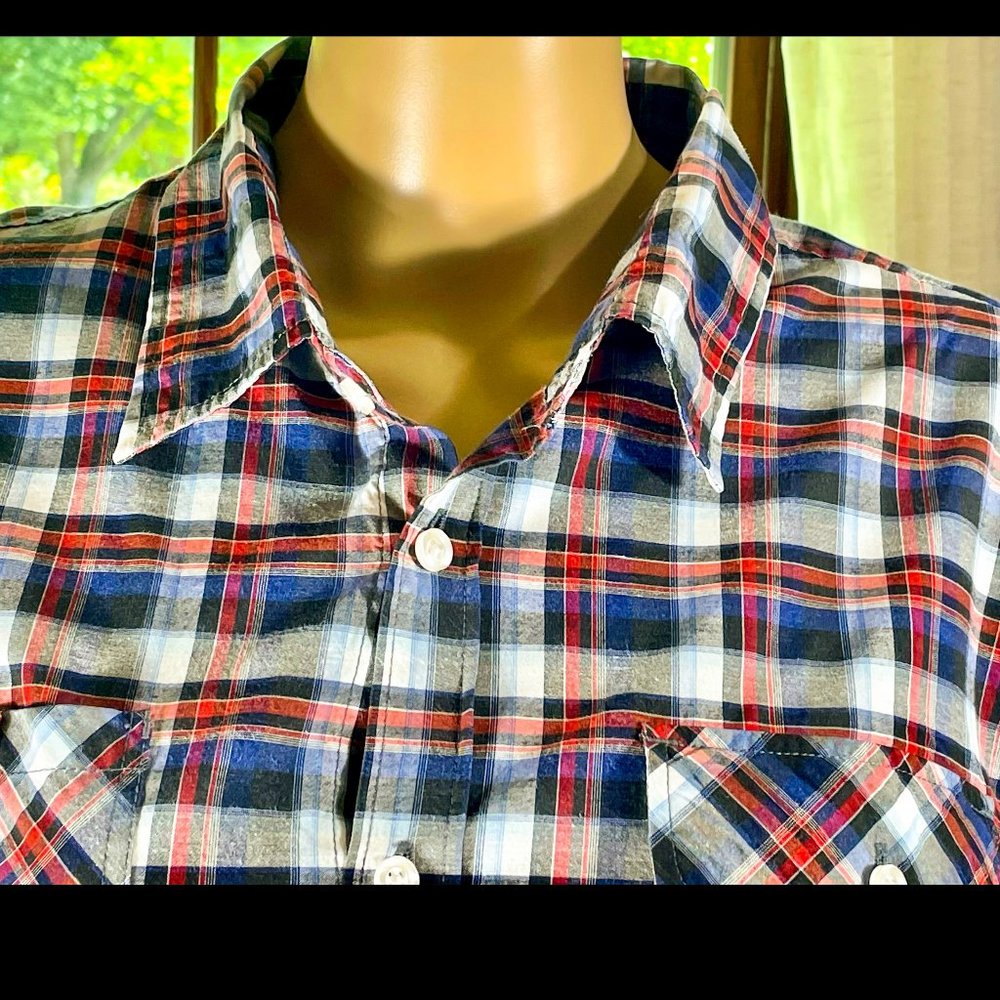 ▪️NO RETREAT▪️'BEN' White Plaid Button Down Shirt - Picture 3 of 7